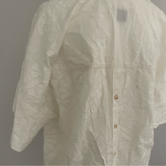 ⚡️SOLD⚡️Anthropologie White Blouse - Picture 2 of 6